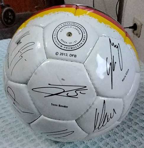 Unterschriftenball dfb 2013 - unterschriftenball,