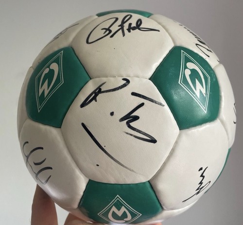 Werder ball unterschriften - werder,
